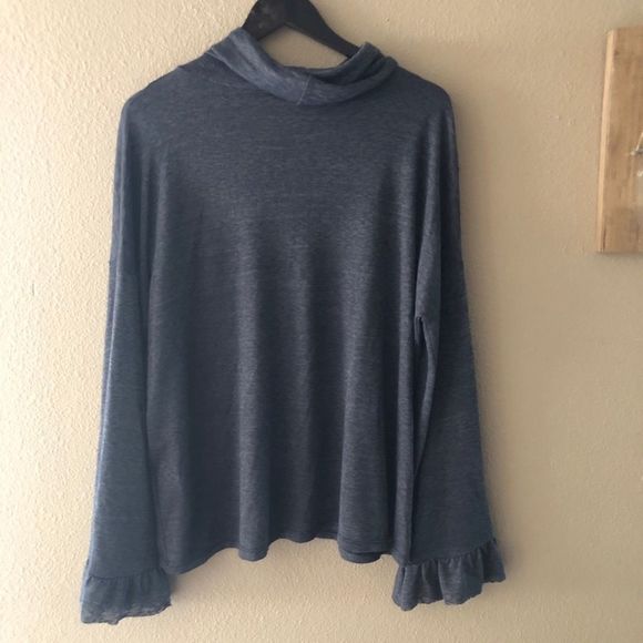 Charcoal grey cowl neckline pullover - Picture 4 of 4